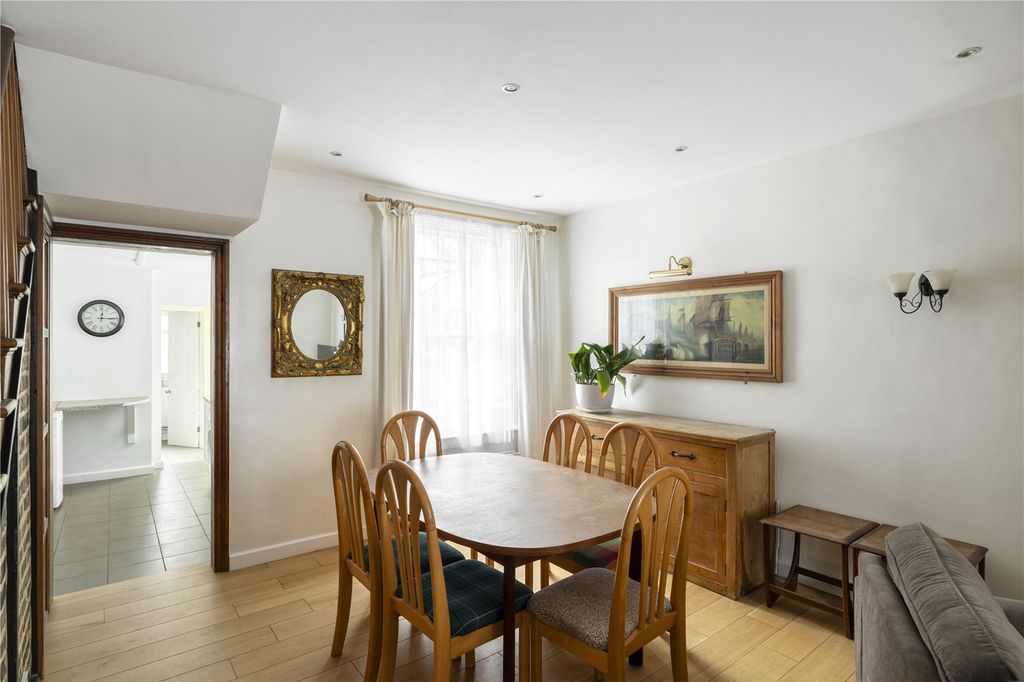 Property photo 3 of 23 Picture No. 03