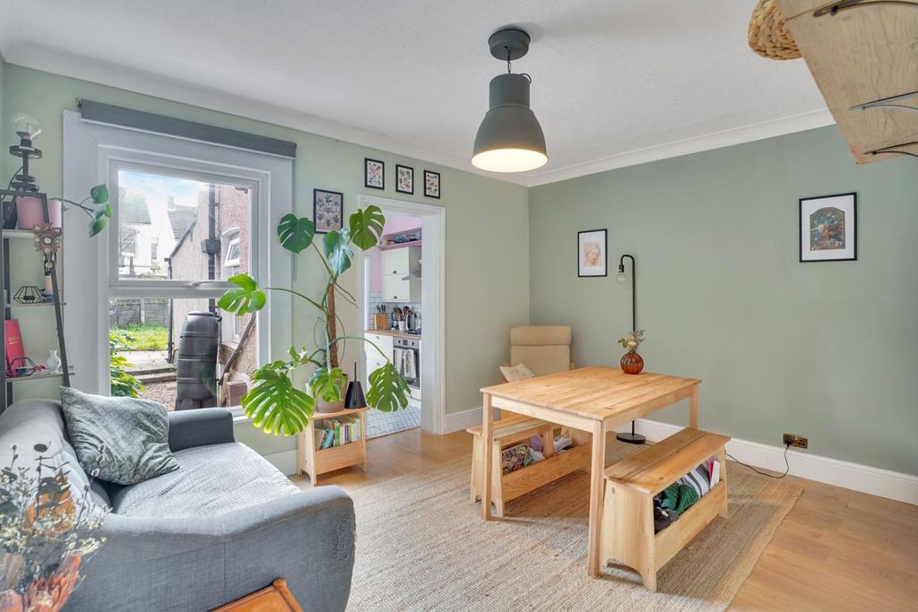 Property photo 1 of 10 Dsc04736.Jpg.Jpg