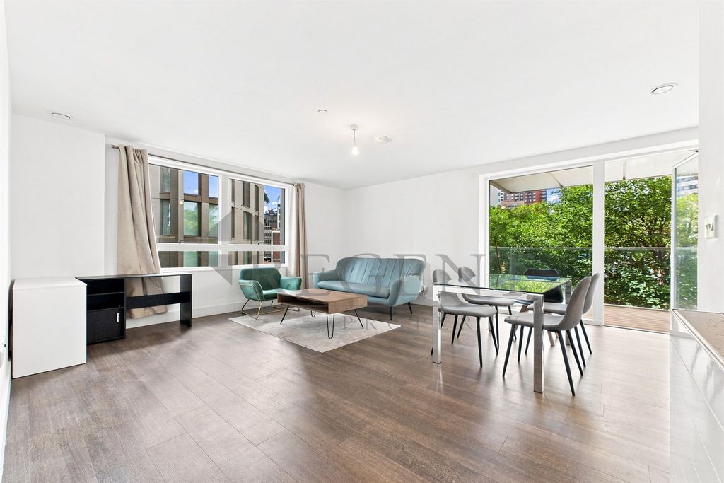 Property photo 1 of 17 (Main)