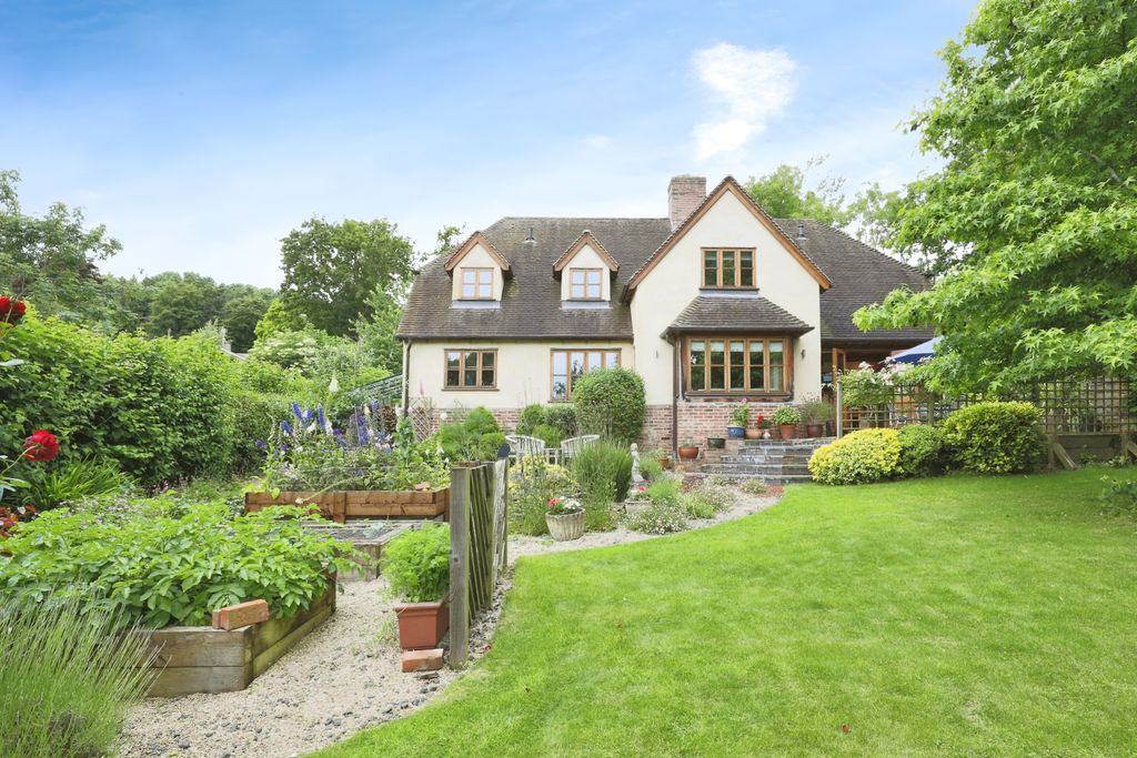 Property photo 1 of 17 Photography