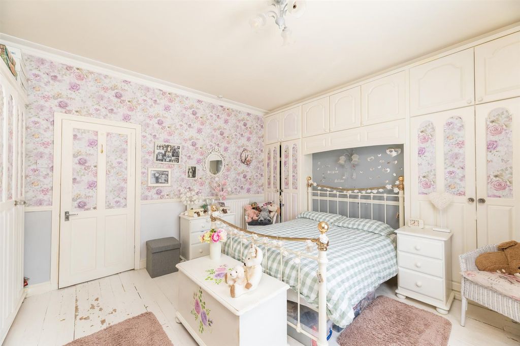 Additional image 11 of 4 bed property for saleManor Street, Otley LS21