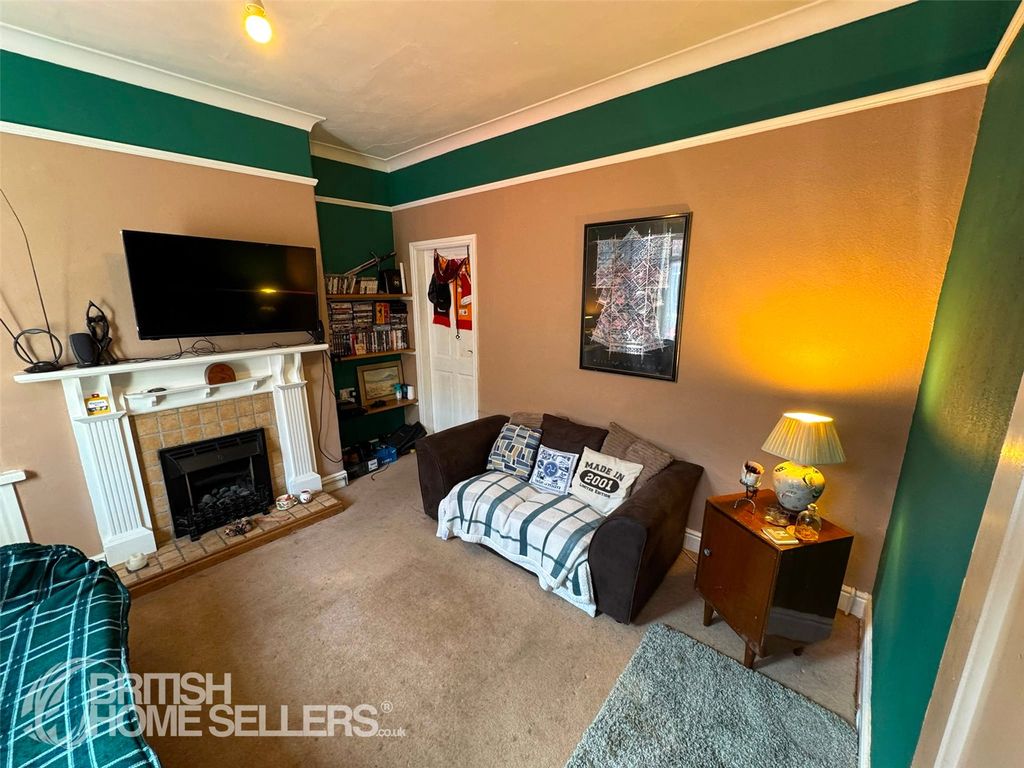 Property photo 2 of 14 Picture No. 03
