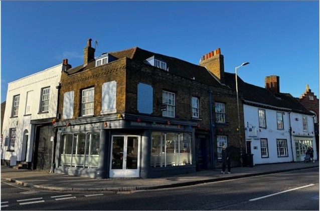 Property photo 1 of 3