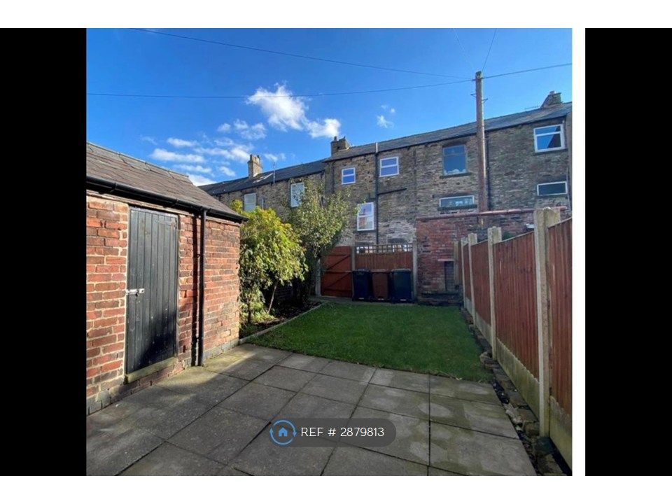 Property photo 2 of 11 Garden