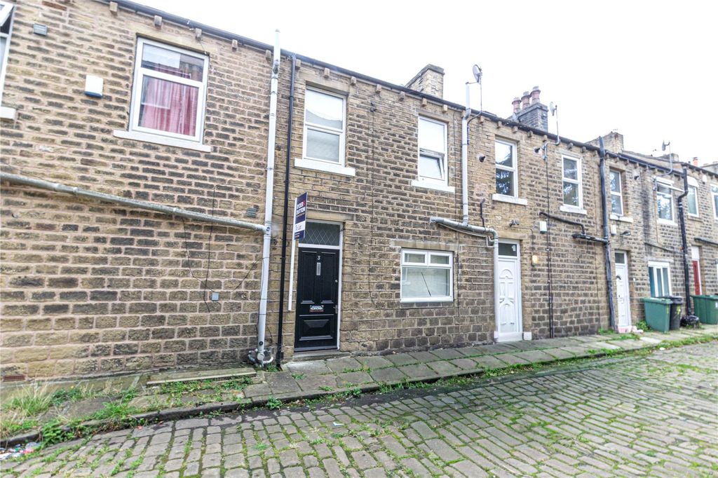 Property photo 1 of 11 External