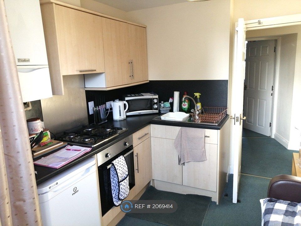 Property photo 2 of 5 Kitchen/Lounge