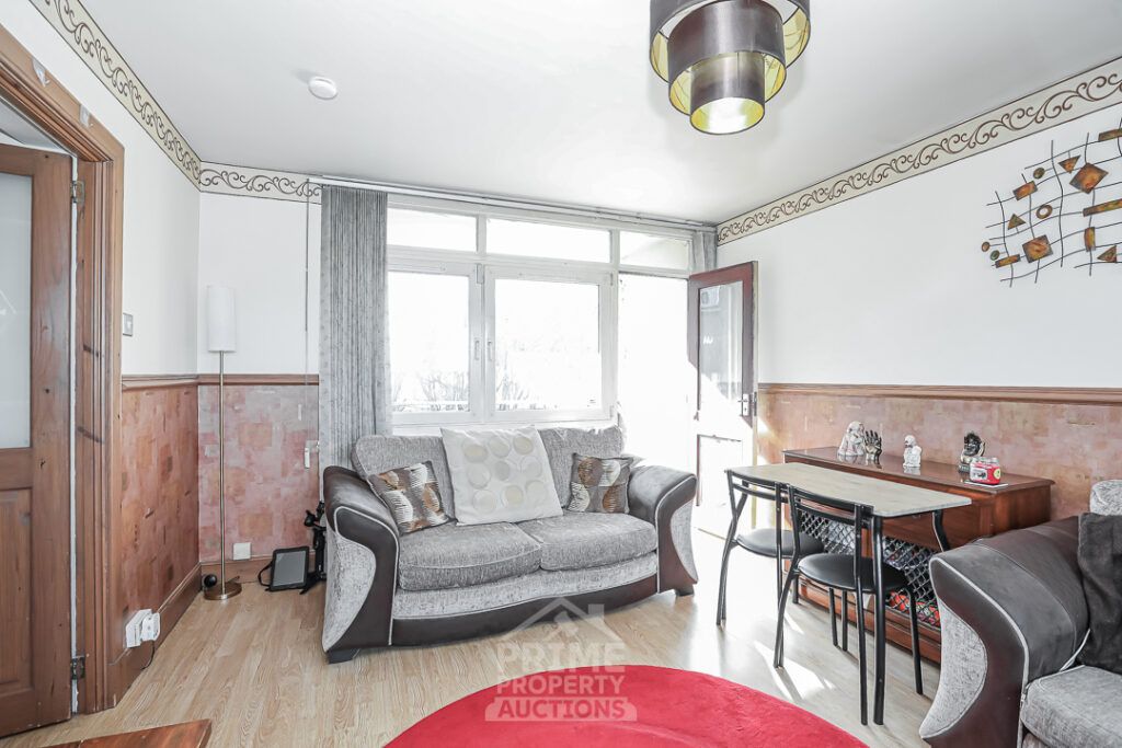 Property photo 3 of 25