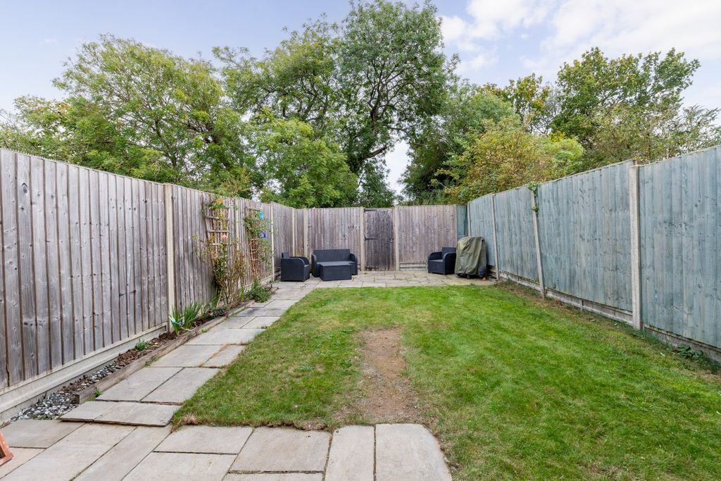 Property photo 3 of 13 4564075