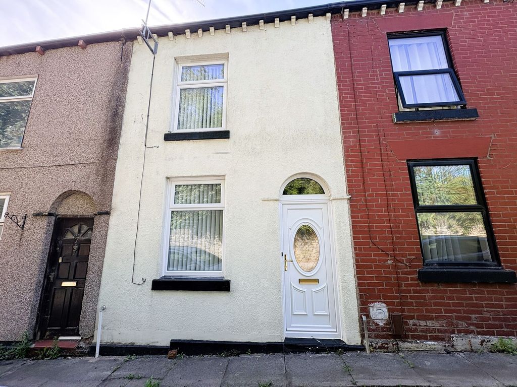Property photo 1 of 17