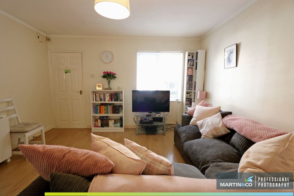 Property photo 3 of 13