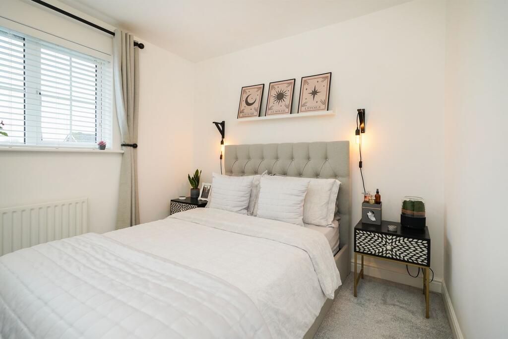 Property photo 2 of 3