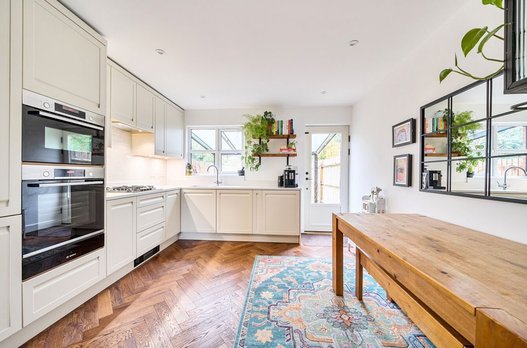 Property photo 2 of 20 1422632-6-69Aae39...