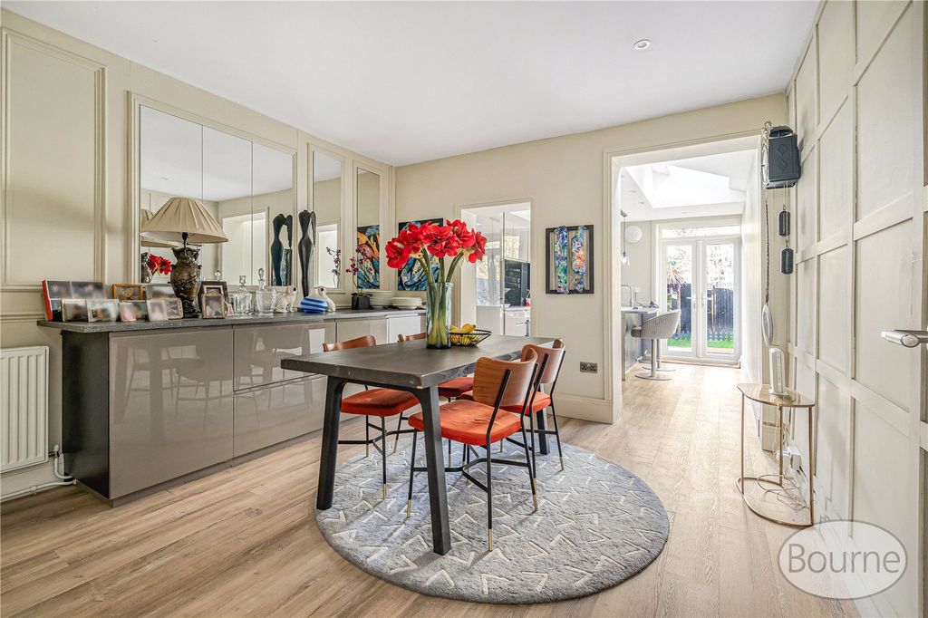 Property photo 3 of 21 Picture No. 77