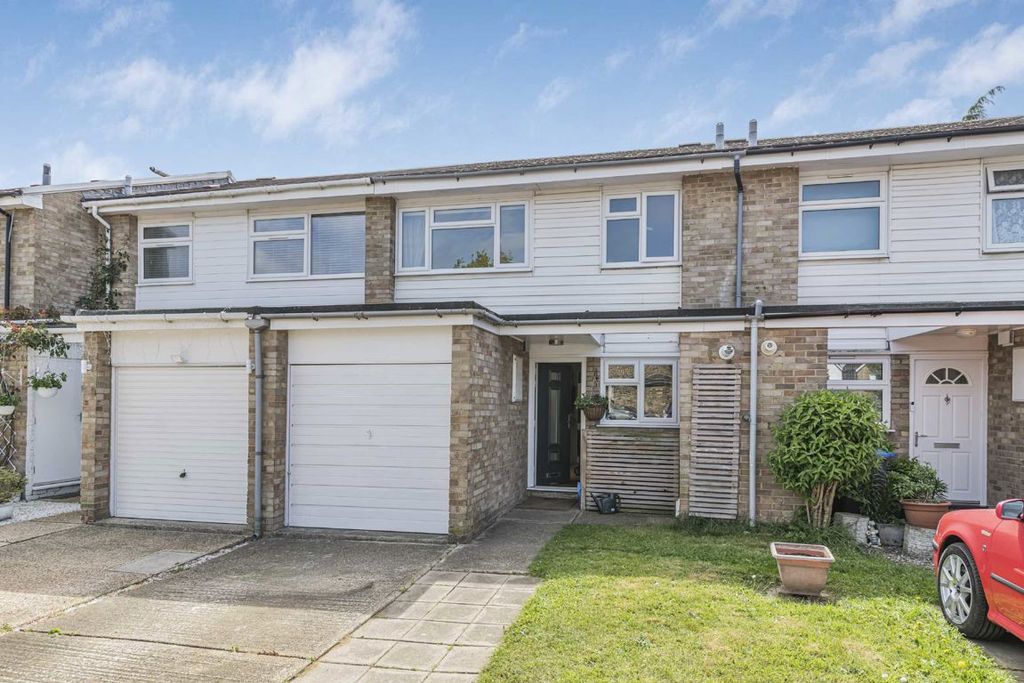 Property photo 1 of 7