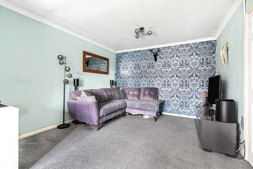 Property photo 2 of 9 Reception Room