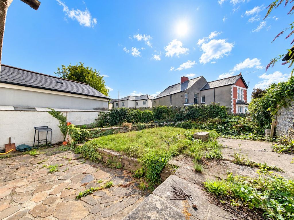 Property photo 2 of 11 47C3Ca9C-5D60-4754-A6D7-E072A1Ec2145.Png