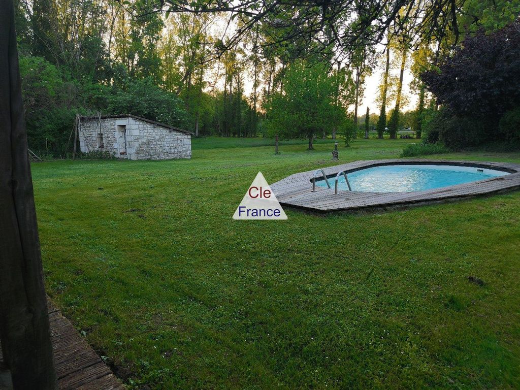 Property photo 2 of 18