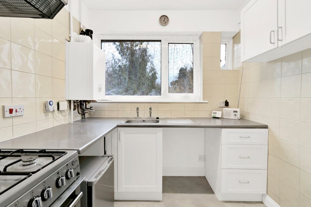 Property photo 3 of 15 Picture No. 18