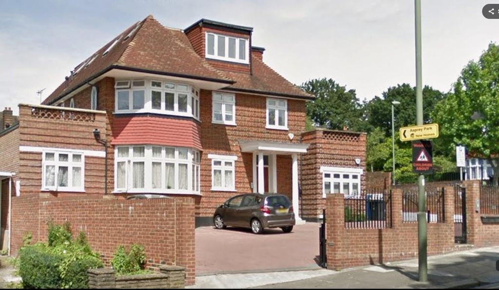 Property photo 1 of 13 Exterior..Jpg