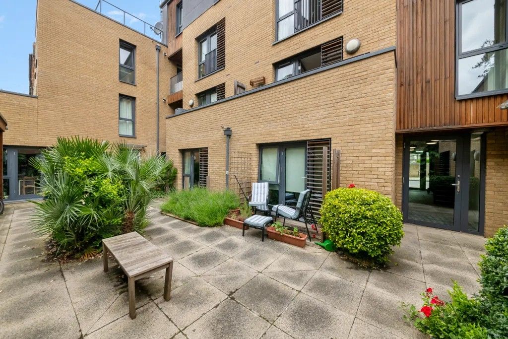 Property photo 2 of 10