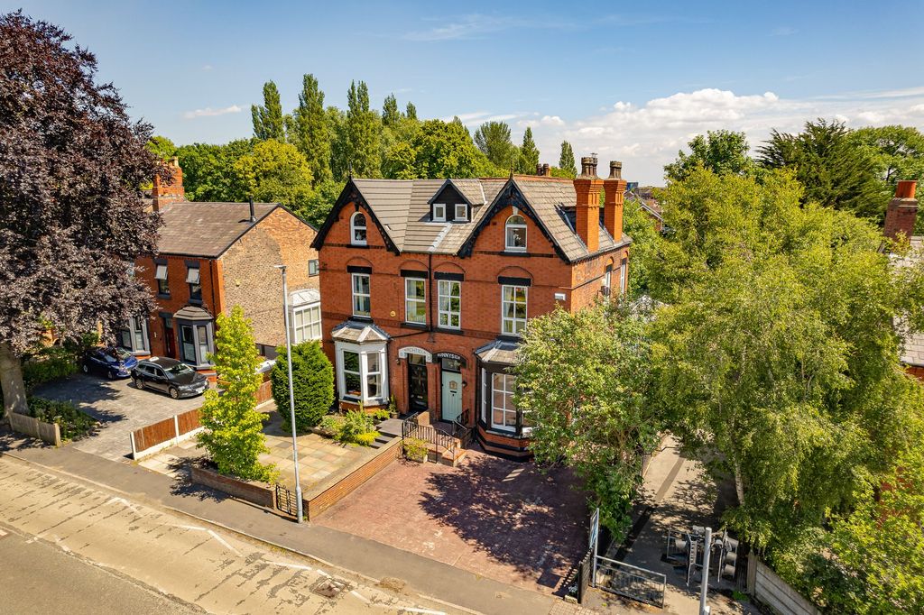 Property photo 1 of 47