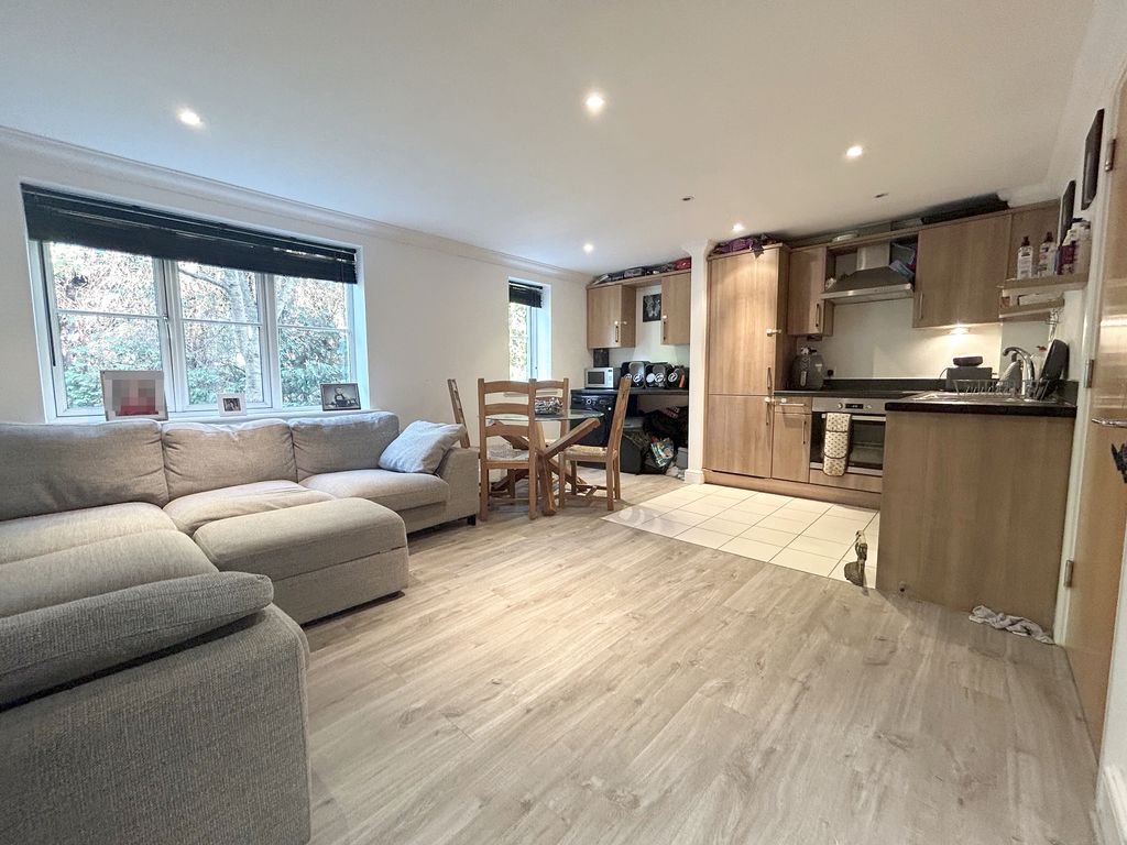 Property photo 2 of 7 2