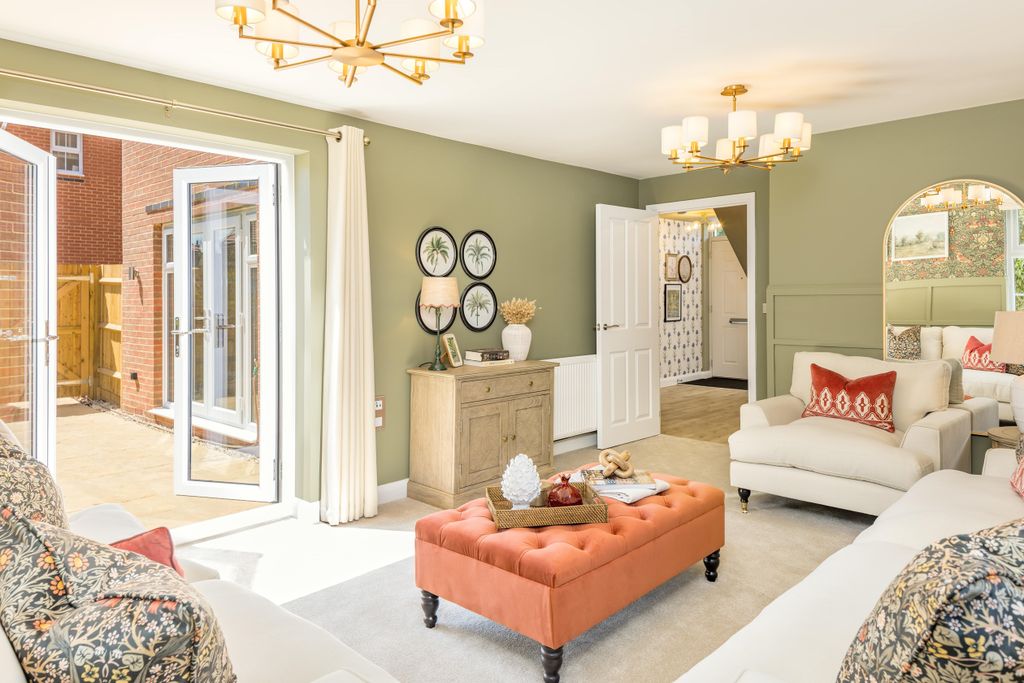 Property photo 3 of 10 Avondale Lounge