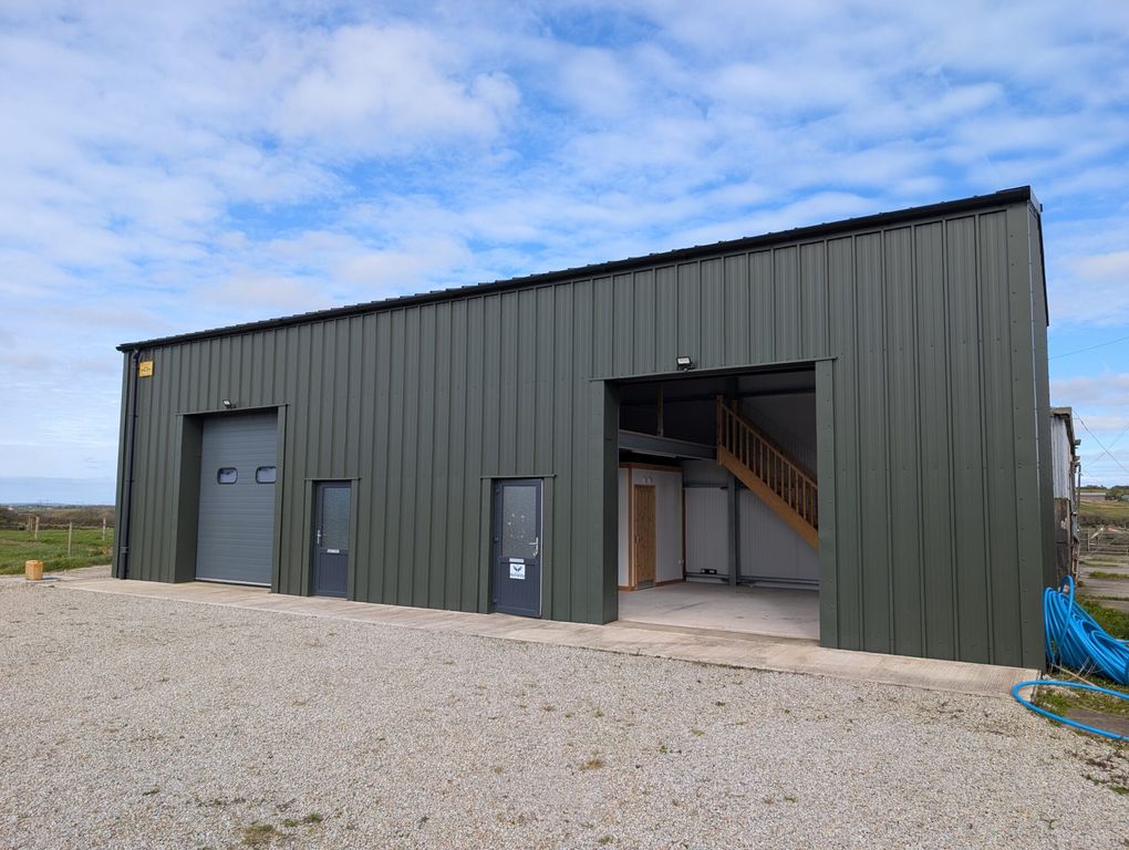 Property photo 3 of 22