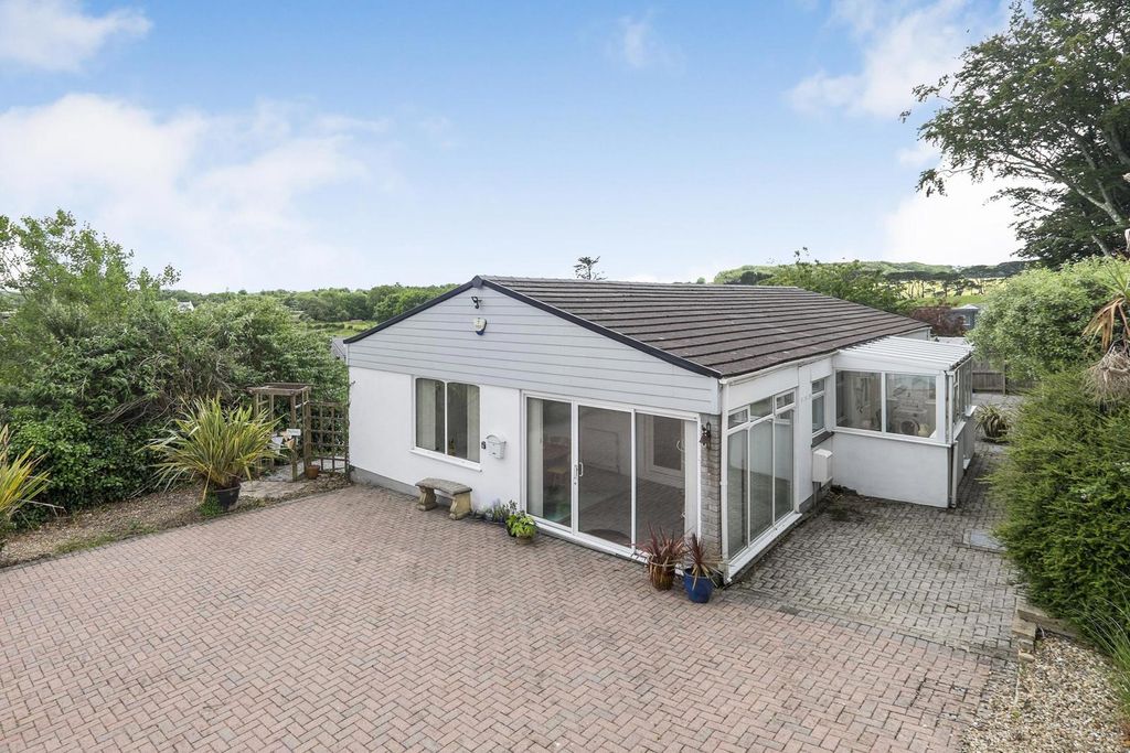 Property photo 1 of 20 Pbox-Img.Jpg