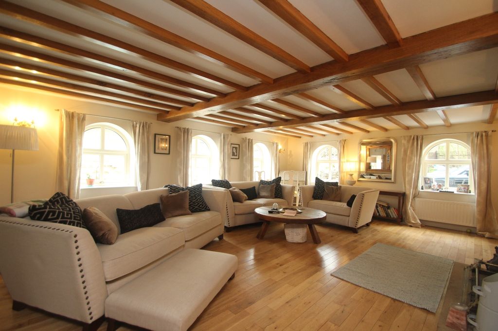 Property photo 3 of 12 0 General