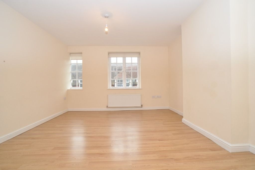 Property photo 3 of 6