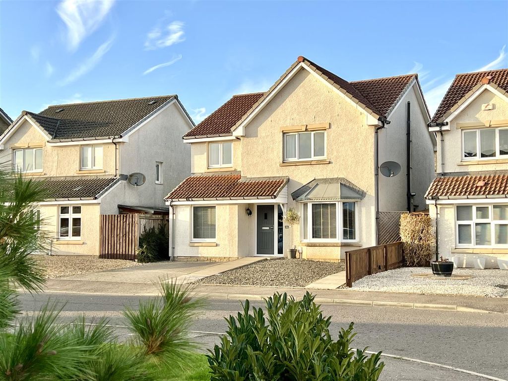 Property photo 1 of 28 Kirkton Drive, Burntisland