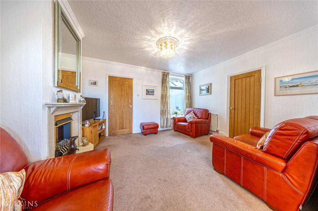 Property photo 2 of 31 Picture No. 02