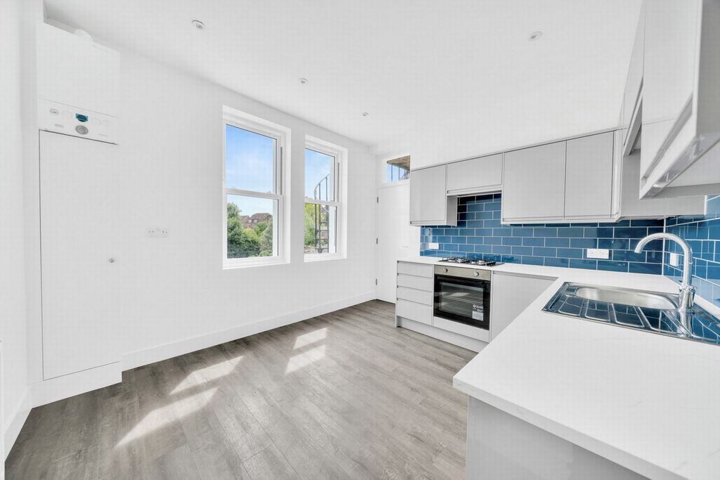 Property photo 2 of 12 Kitchen