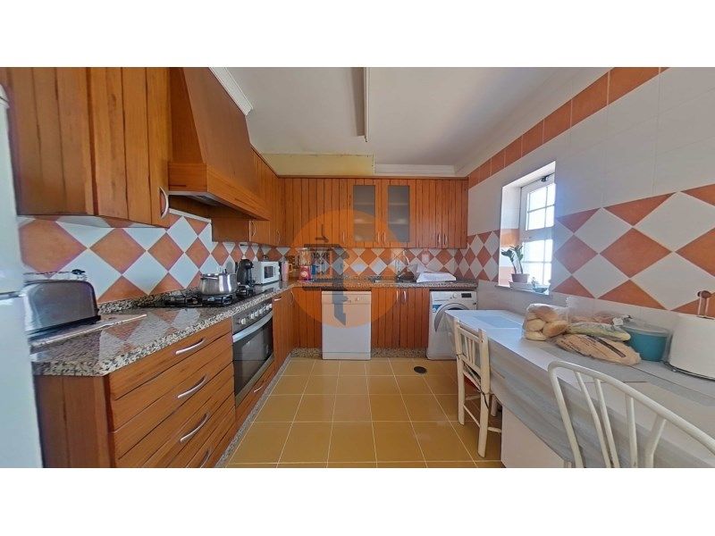 Property photo 3 of 62
