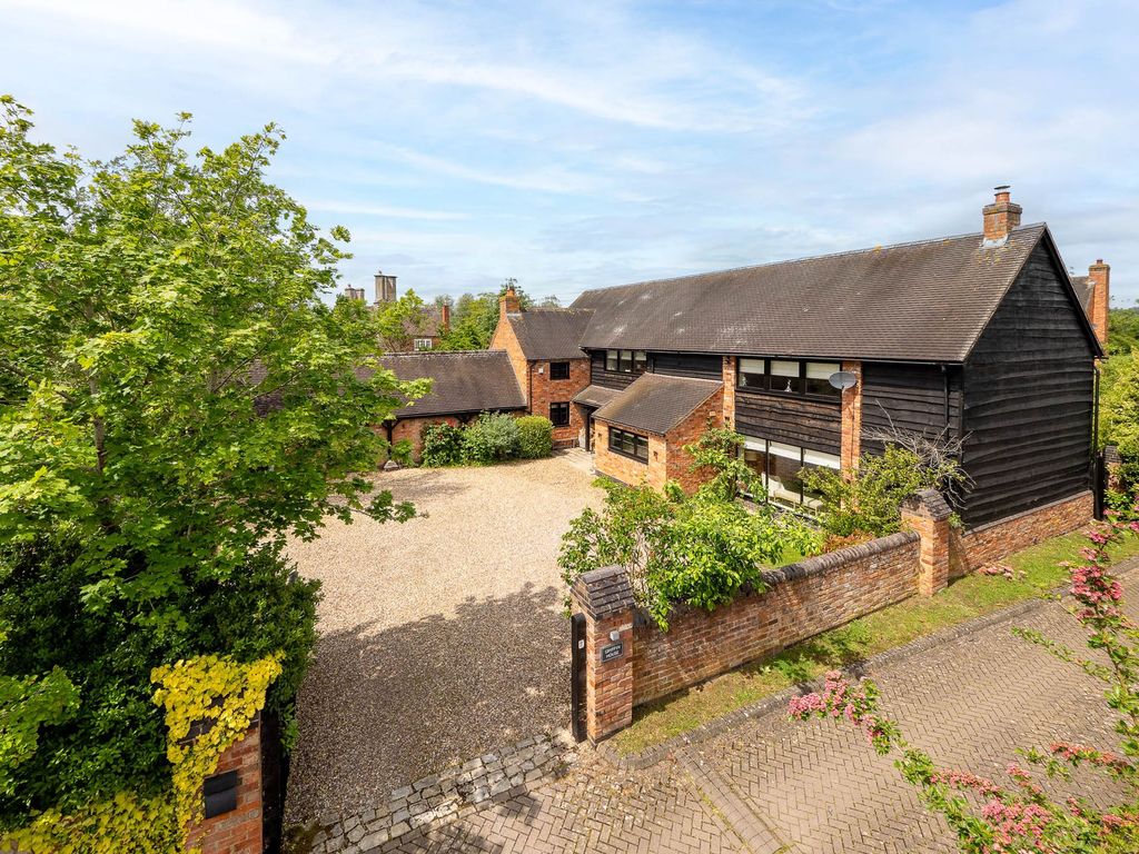 Property photo 1 of 37