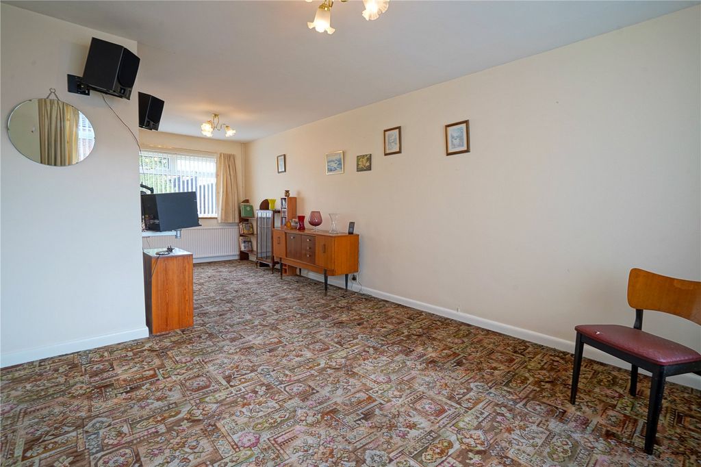 Property photo 2 of 13 Picture No. 08