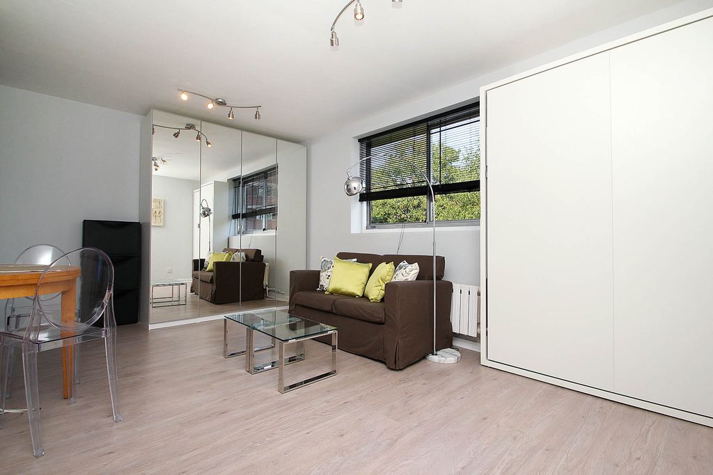 Property photo 2 of 4