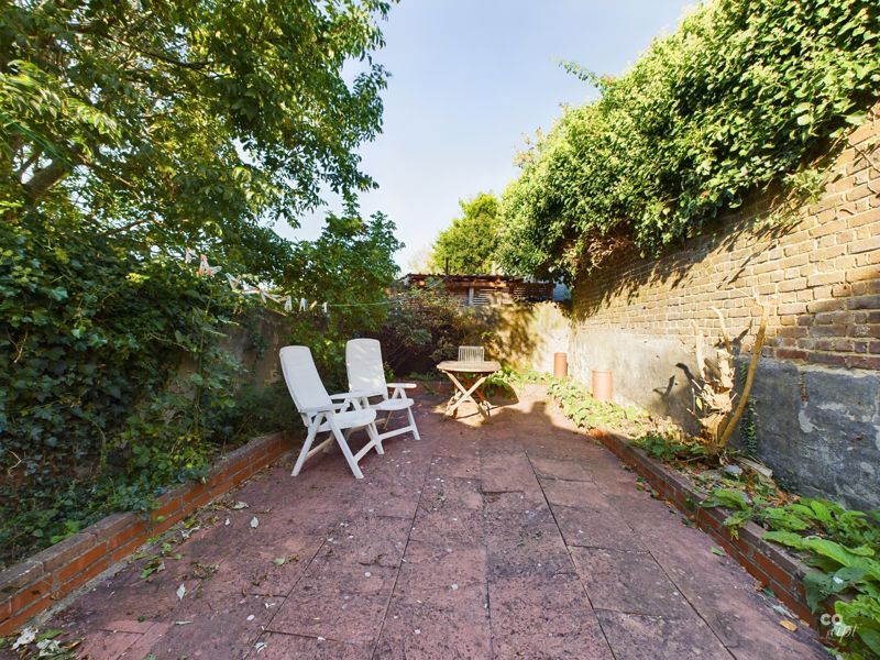 Property photo 3 of 10 Photo 7