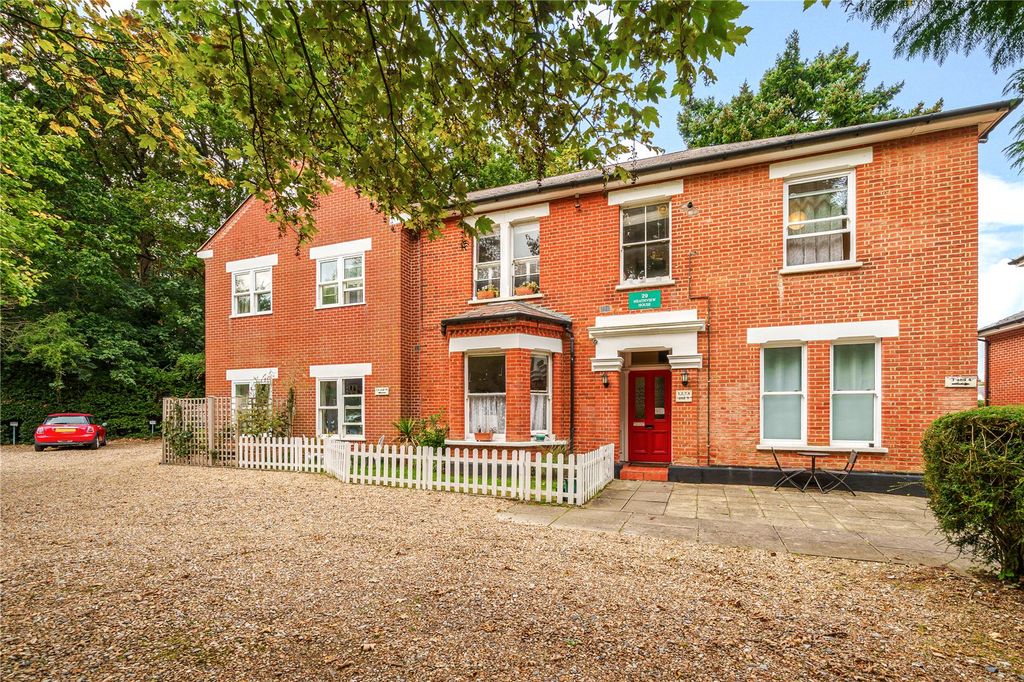 Additional image 17 of 1 bed flat for saleBroomhall Road, Woking, Surrey GU21