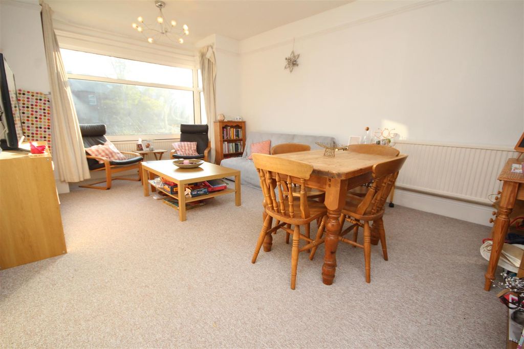 Property photo 2 of 6 Img_0895.Jpg