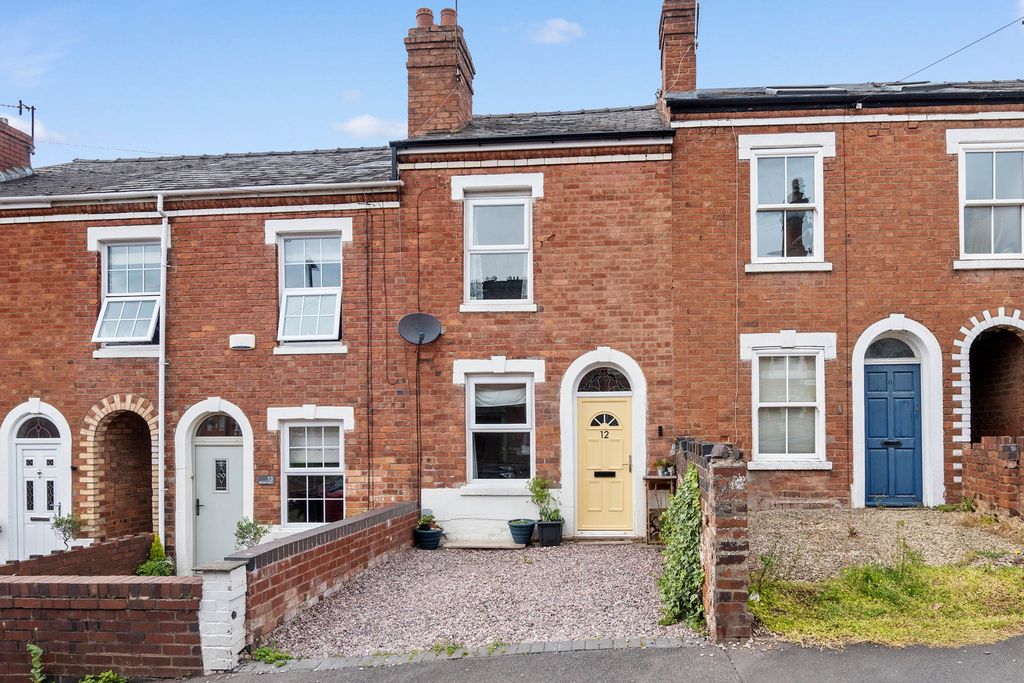 Property photo 1 of 9