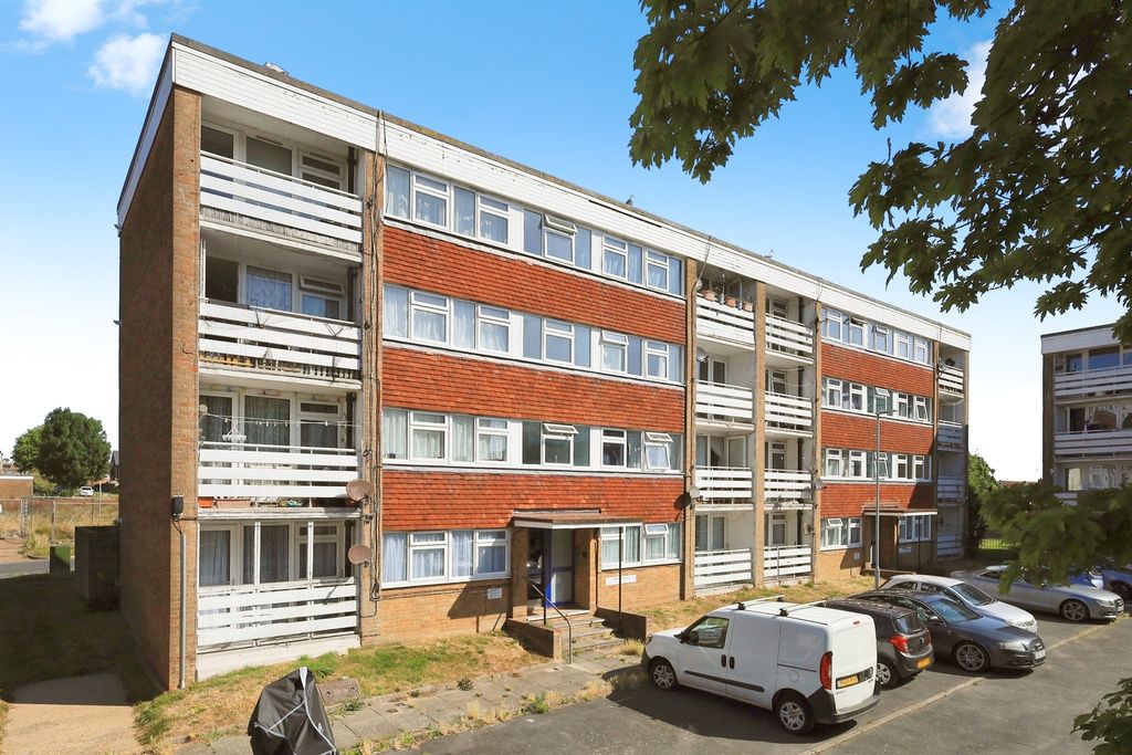 Property photo 1 of 10