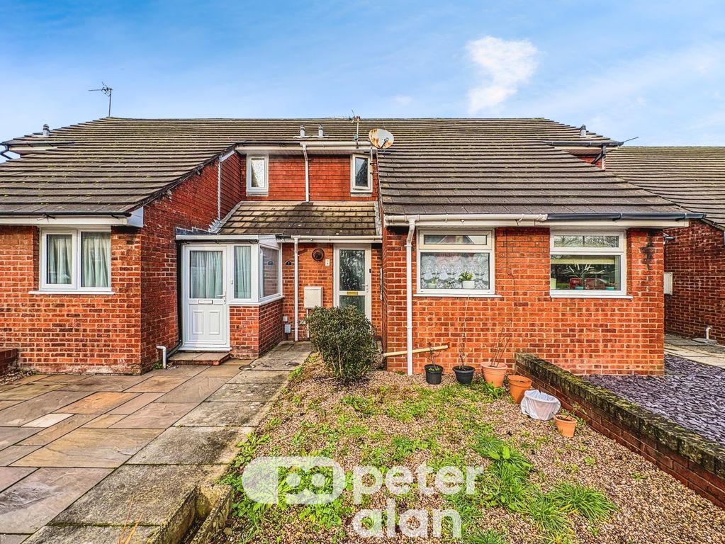 Property photo 1 of 18 Exterior