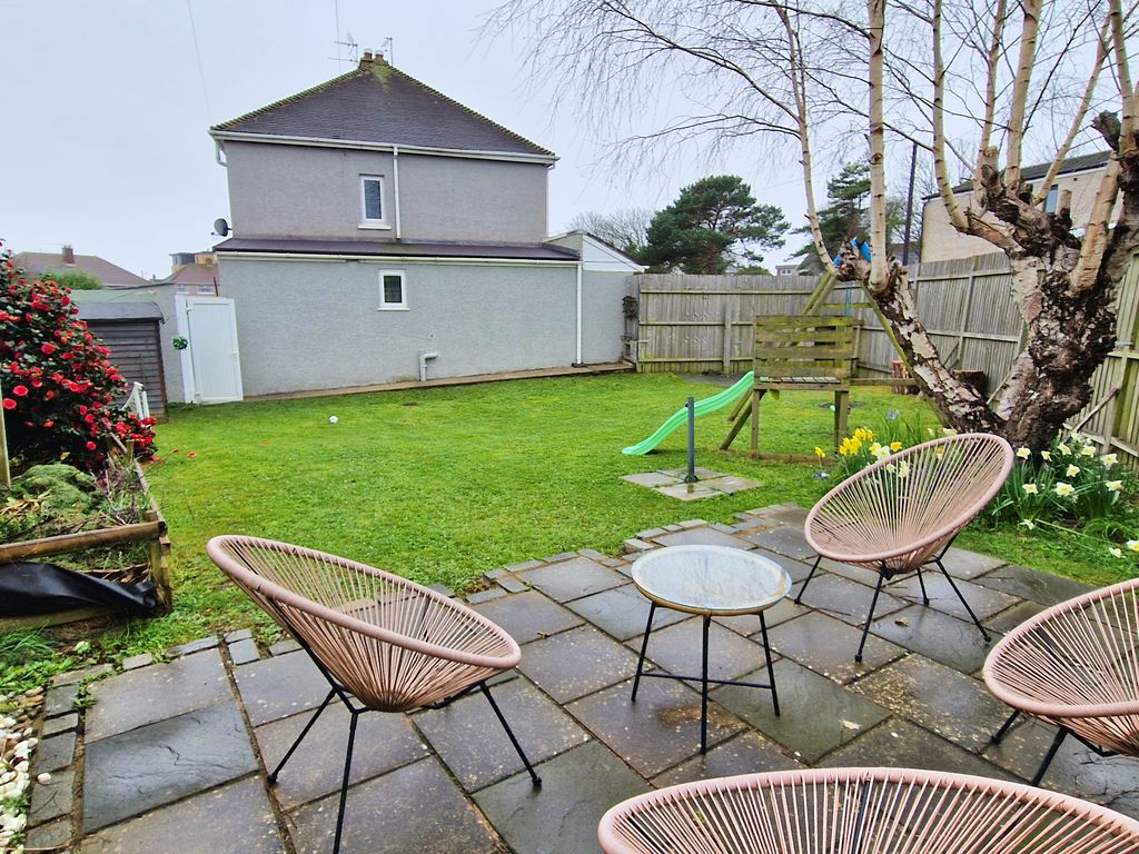 Property photo 2 of 22