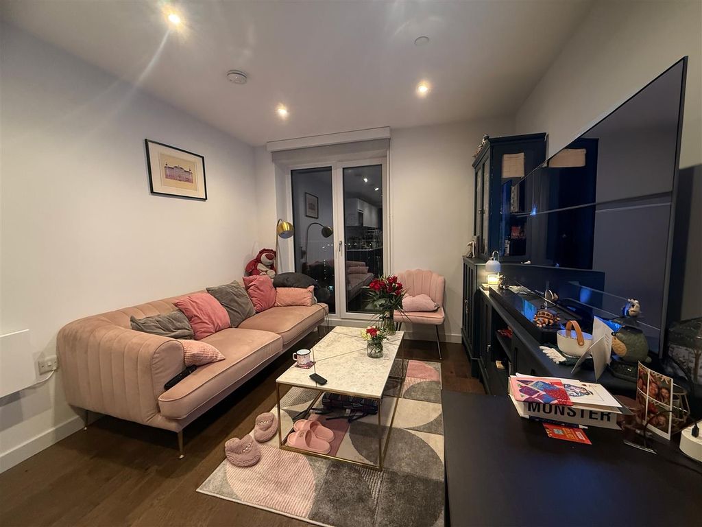 Property photo 1 of 12 Novella 1608 One Bed 1.Jpg