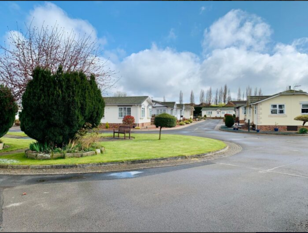 Property photo 2 of 8