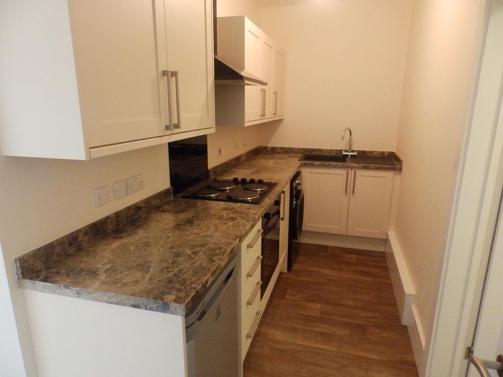 Property photo 2 of 4 Kitchen