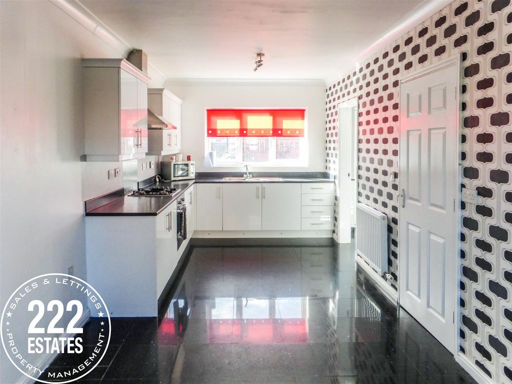 Property photo 3 of 25 113 Rylands New 6.Jpg