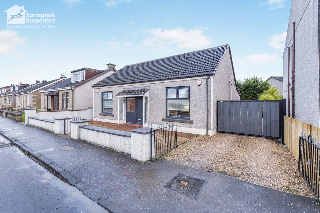 Property photo 1 of 19 Front View